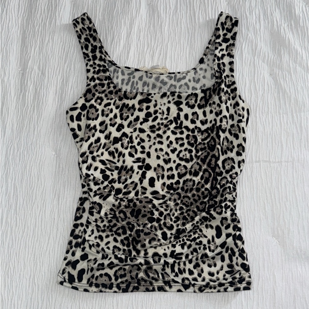 Black and white leopard print tank top
